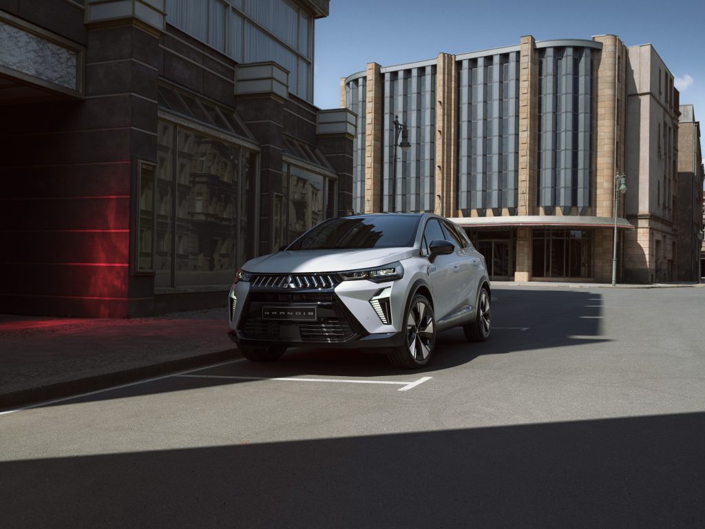 O Grandis é a novidade mais recente após os lançamentos do Colt, ASX e do Outlander PHEV. Brevemente chega o SUV 100% elétrico Eclipse Cross.